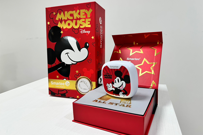 目立たず、ムリなく。Smarteeという新しい矯正の選択肢